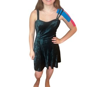 All That Jazz Vintage 90s Green Crushed Velvet Mini prom Dress Multi Strap M